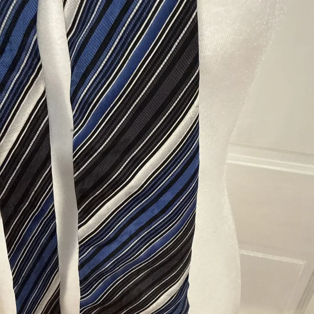 Pierre Cardin 100% Silk Multi-color Striped Classic Length & Width Neck Tie Vtg
